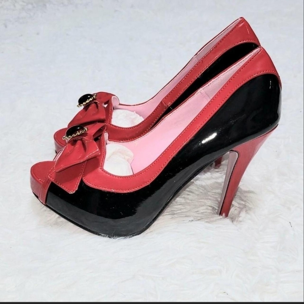 Leg Avenue Deadstock Red & Black Platform Heels Women's US Size 6! ✨️ NWOT